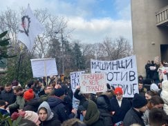 Završen veliki protest studenata "Sudite po zakonu!" zbog gaženja studentkinje ispred Tužilaštva u Beogradu(VIDEO/FOTO) 20