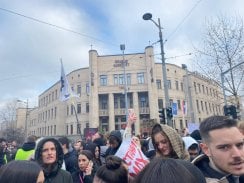 Završen veliki protest studenata "Sudite po zakonu!" zbog gaženja studentkinje ispred Tužilaštva u Beogradu(VIDEO/FOTO) 19