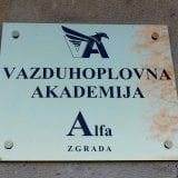 Protest u Vazduhoplovnoj akademiji u Beogradu zbog smene direktora 7