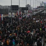 Crta: Proteste i blokade zbog pada nadstrešnice podržava 61 odsto građana Srbije 7