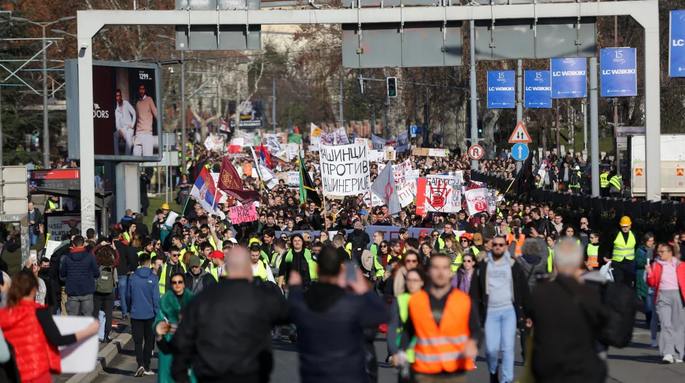 Vučić „optužio“ studente za manji priliv SDI: Mogu li blokade da utiču na ekonomsku situaciju u zemlji?