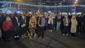 „Represija će izazvati otpor“: Održan protest podrške studentima u Kraljevu 1