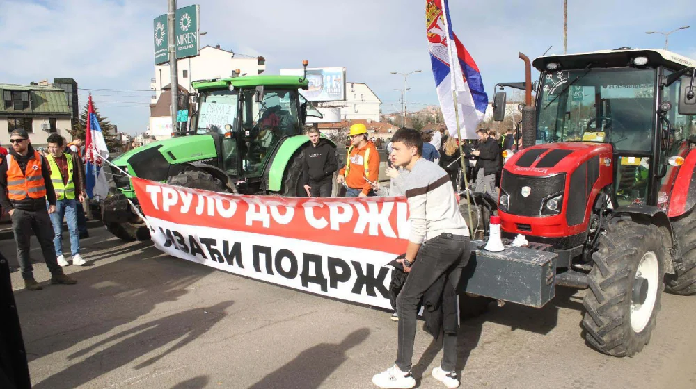 Poljoprivrednici sutra blokiraju traktorima više putnih pravaca kod Rače