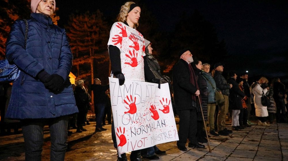 Crna Gora: Protesti i odavanje počasti žrtvama masovnog ubistva 10