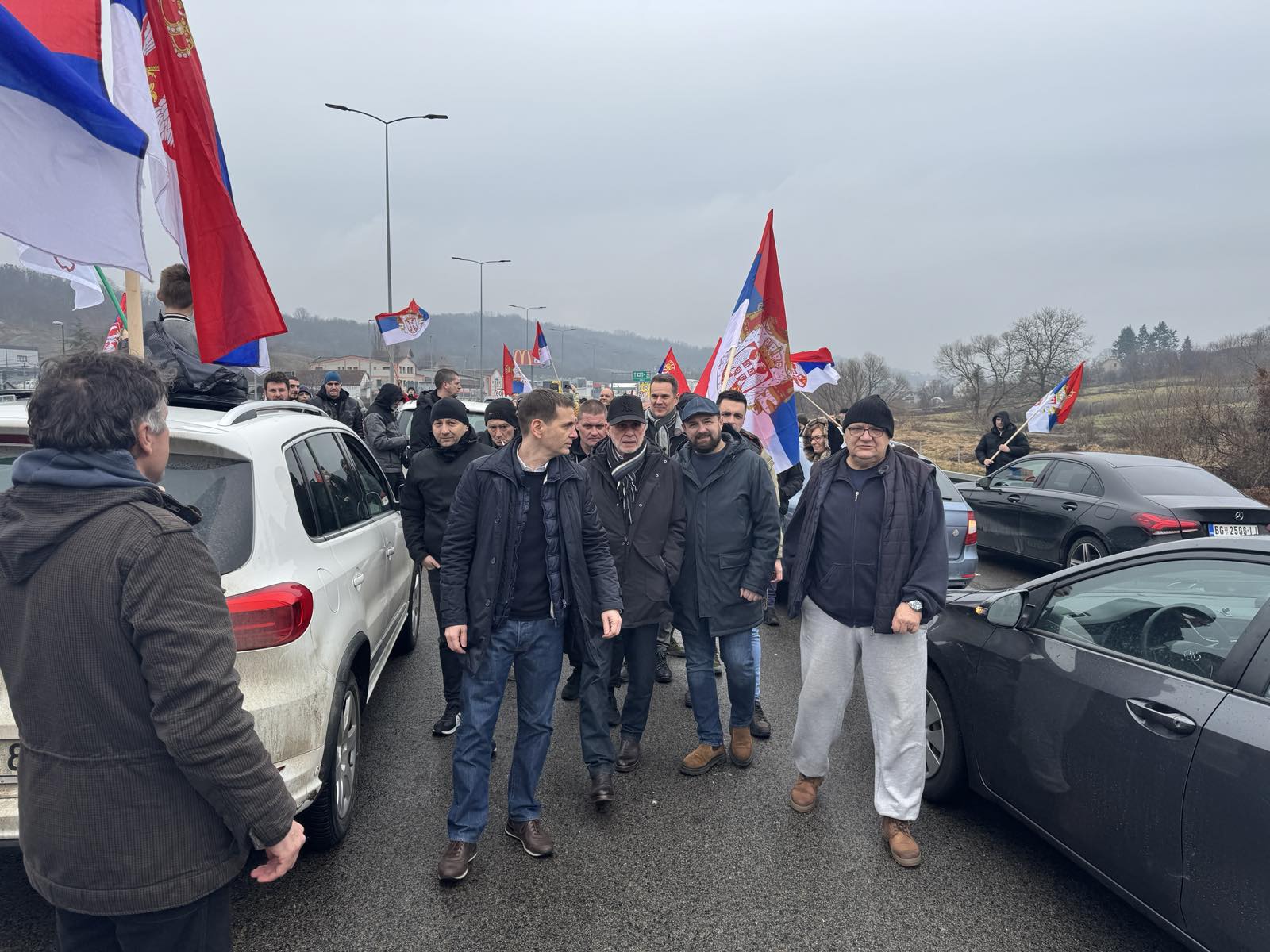 UŽIVO Generalni štrajk u Srbiji, počinje blokada na Ušću, veliki broj demonstranata u kolonama (FOTO/VIDEO) 10