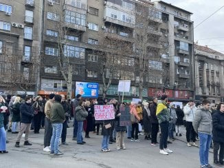 Studenti i građani i danas blokirali Bulevar kralja Aleksandra (FOTO) 3