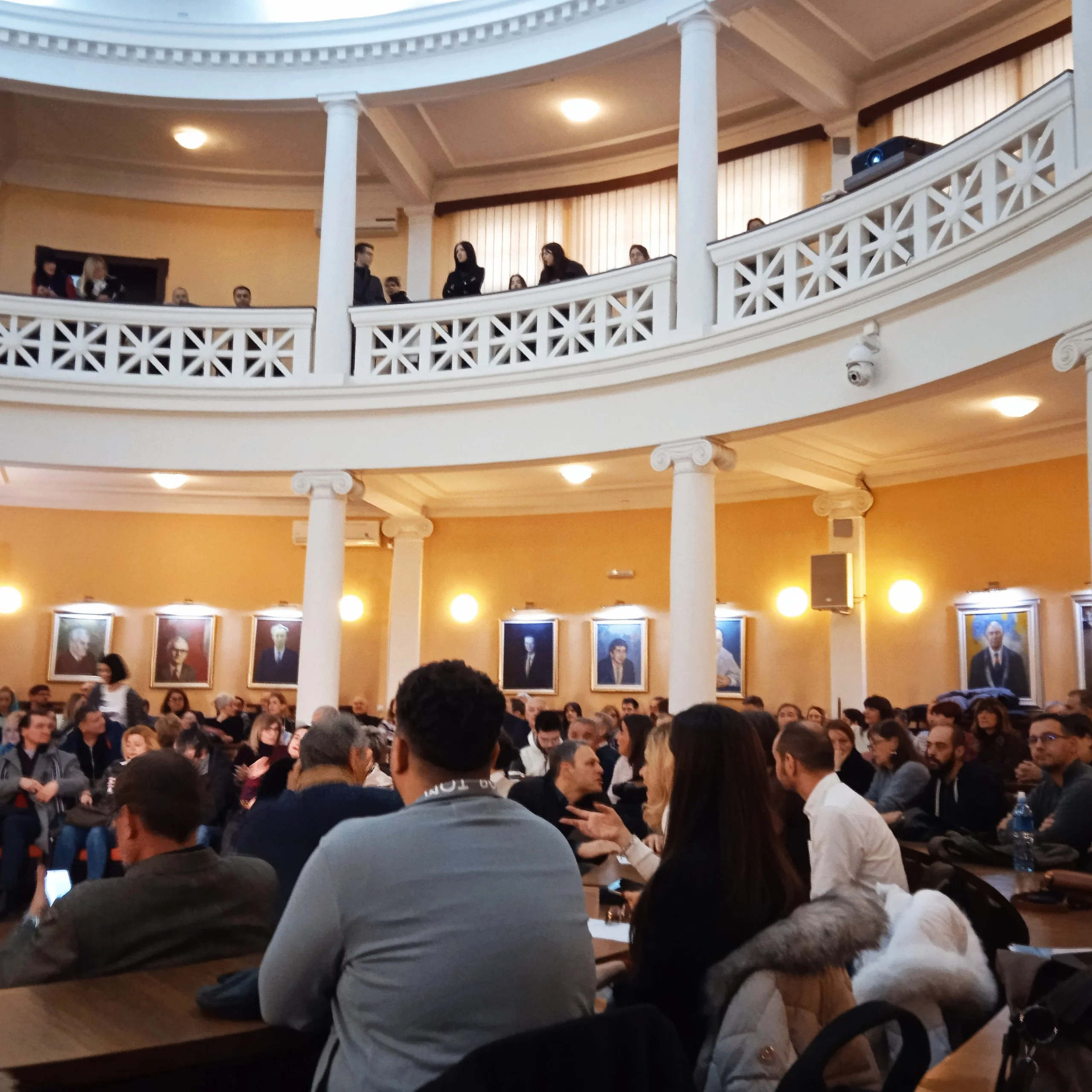 Deo univerzitetskih profesora u Nišu stupio u protestnu obustavu rada u znak podrške studentima: Pozvali prosvetne radnike da učine isto 2