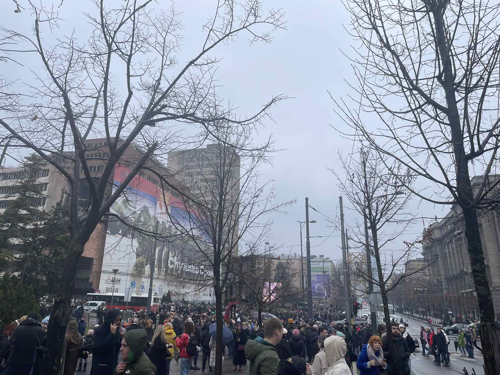 UŽIVO Generalni štrajk u Srbiji, počinje blokada na Ušću, veliki broj demonstranata u kolonama (FOTO/VIDEO) 22