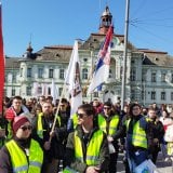 Studenti i građani i danas na više lokacija u Srbiji odali poštu poginulima u Novom Sadu 8