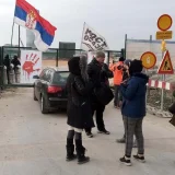 Blokirani radovi na Savskom mostu: Prisutne jake policijske snage sa opremom za razbijanje demonstracija 3