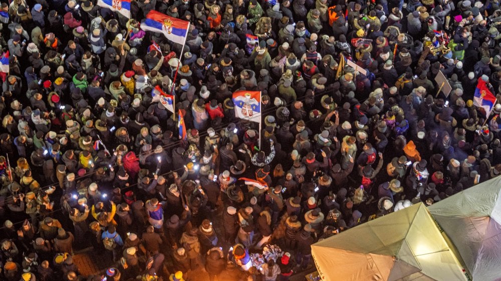 Studenti i građani zajedno prave najlepši album protesta u Kragujevcu (FOTO, VIDEO) 25