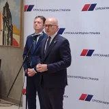 To mesto je „protokolarno”, zna se ko je pravi predsednik SNS-a: O Vučevićevom o(p)stanku na čelu stranke 5