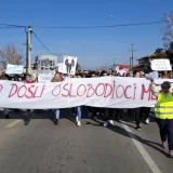 "Dobro došli oslobodioci Merošine": Studenti u blokadi, njihovi profesori i građani pešačili od Niša 5