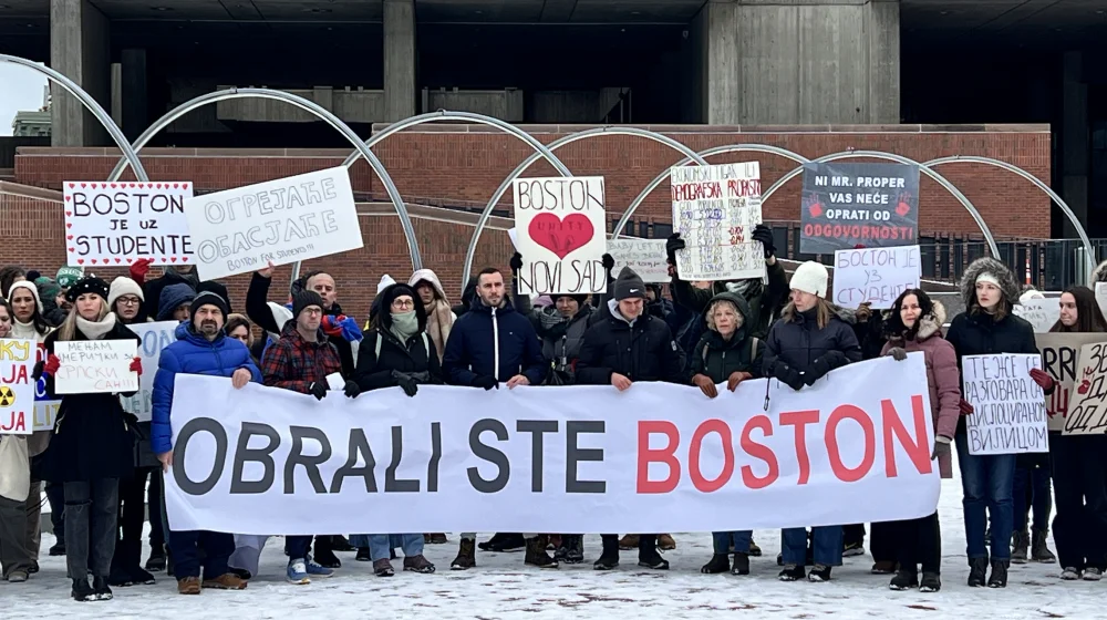 "Obrali ste Boston", ponovo poručuju iz ovog grada, "tetke iz Kanade" u Vankuveru treći put šalju podršku studentima u Srbiji 10