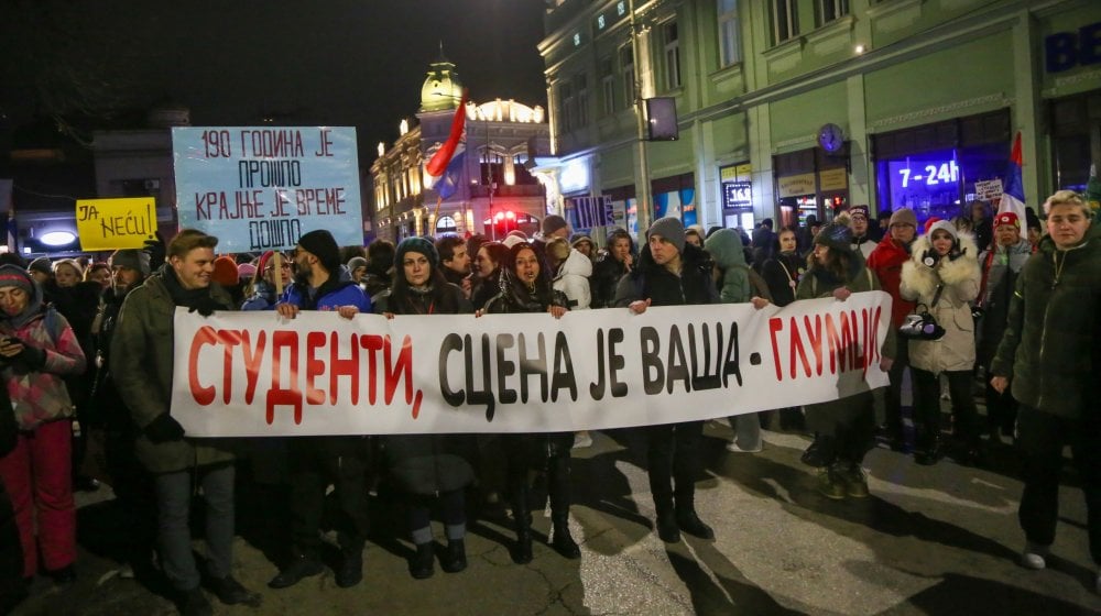 „Studenti, scena je vaša“: Glumci", "Bože pravde ti što pumpaš", "Hvala Kragujevčanima" 8