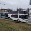 MUP: Nepoznata osoba u Sremskoj Mitrovici oštetila autobus iz Republike Srpske 13