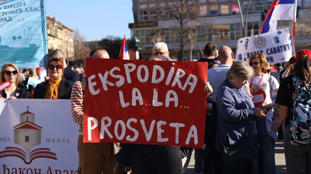 Hoće li prosvetni radnici biti jedine žrtve sveopšte borbe za pravnu državu? 11