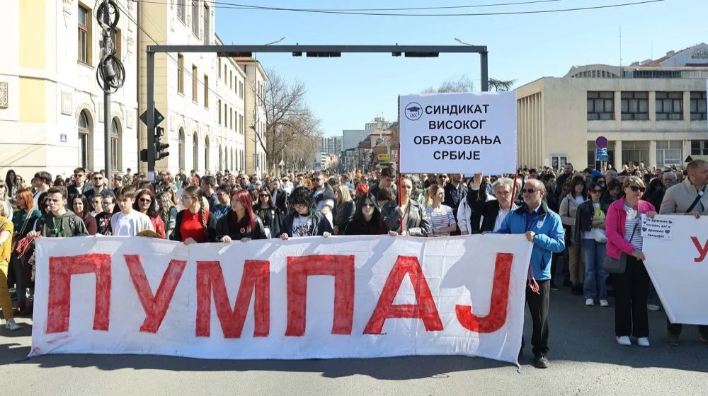 Novi protest prosvetara 12. marta: Šetnja od Slavije do "Ribnikara" i sindikata 8